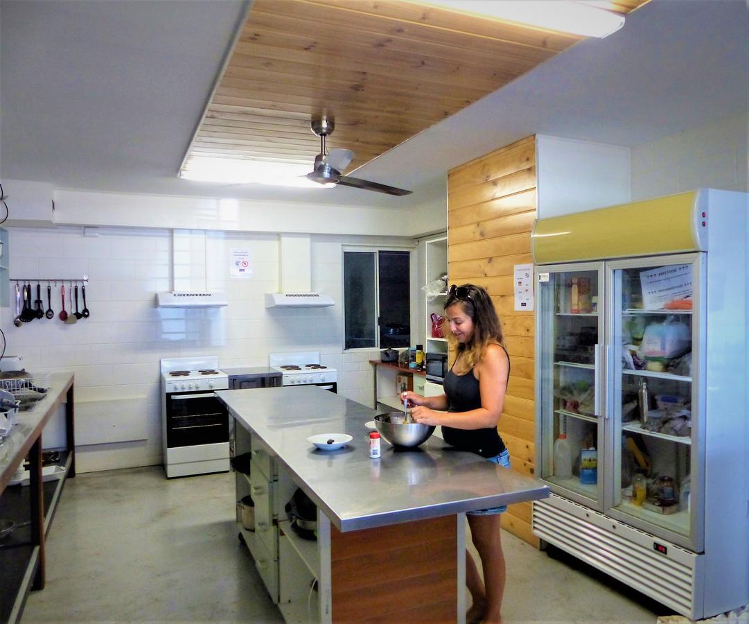 Foreign Exchange Accommodation-Beachside Townsville Ngoại thất bức ảnh