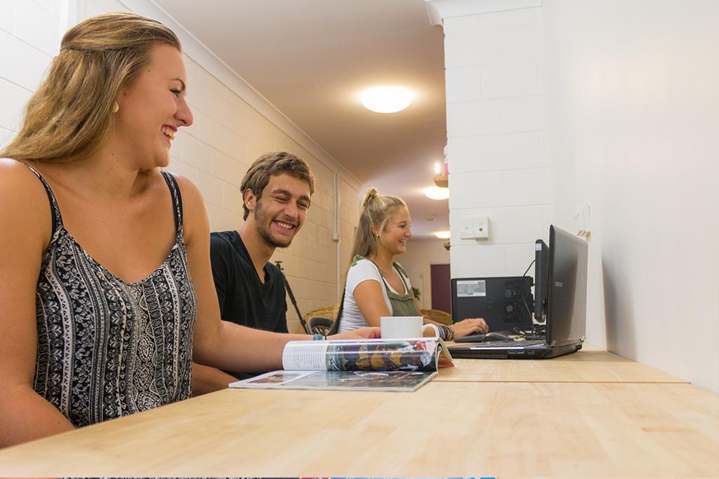 Foreign Exchange Accommodation-Beachside Townsville Ngoại thất bức ảnh